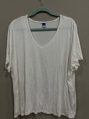 Old Navy Women's White Short Sleeve V-Neck Tee